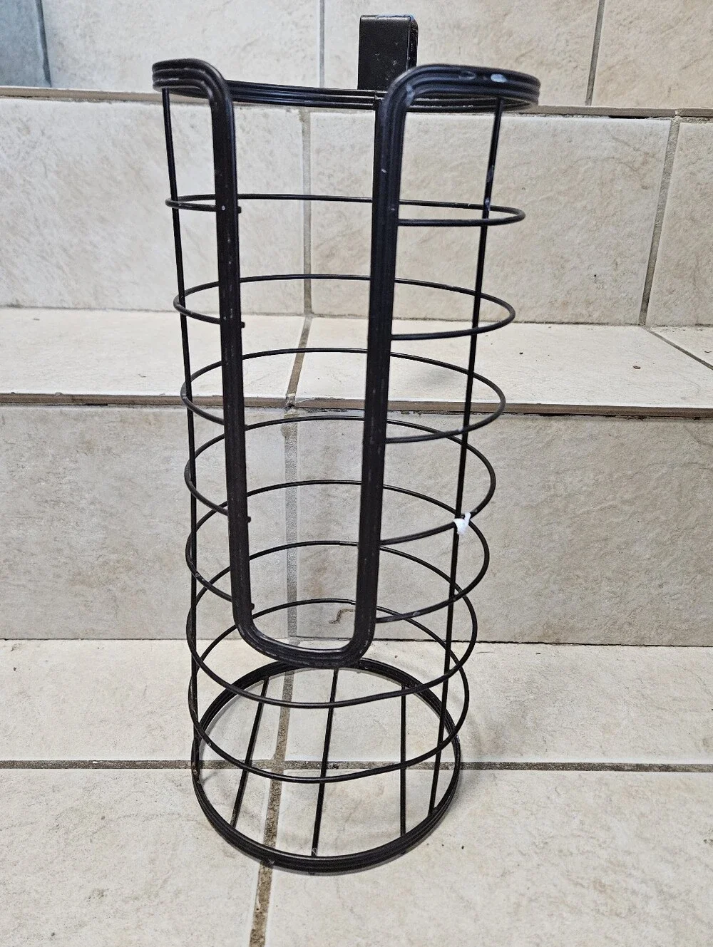 Black wire toilet paper holder #bathroom #toiletpaperholder